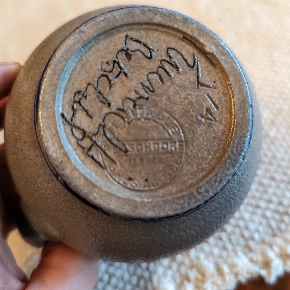 Vintage Alsace pottery pitcher - Picture 8 of 9